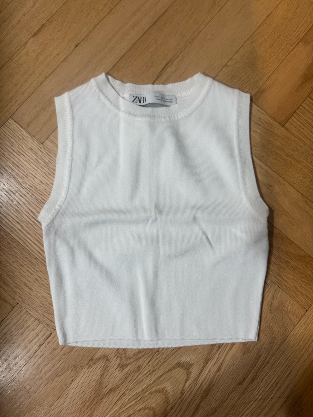 Zara Cream Ribbed Sleeveless Crop Tank